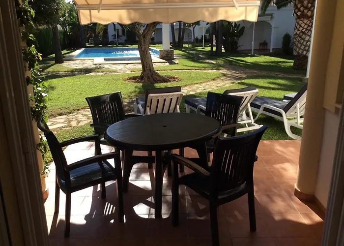 بيت للعطل Casa Olivia دينايا