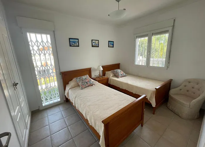 بيت للعطل Casa Olivia دينايا
